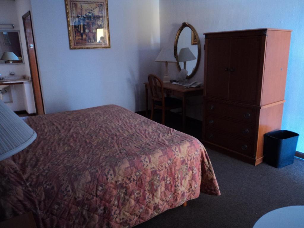 Hotel Monaco Ciudad Juárez Szoba fotó
